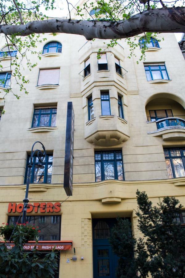 Holiday On Top City Center Budapest Ngoại thất bức ảnh