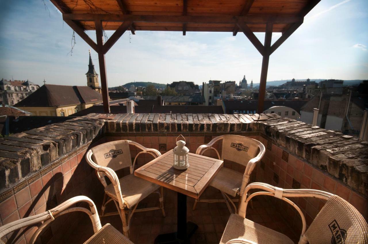 Holiday On Top City Center Budapest Ngoại thất bức ảnh