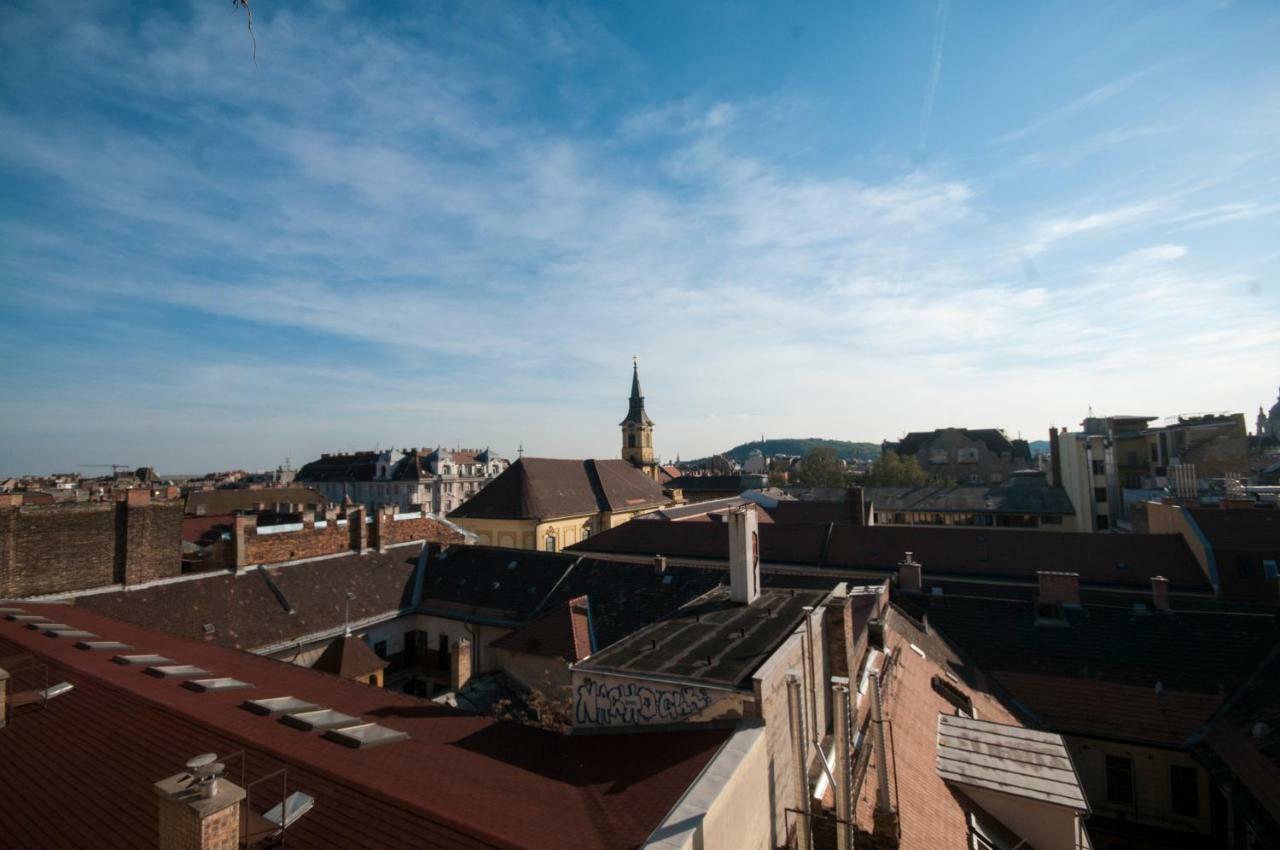 Holiday On Top City Center Budapest Ngoại thất bức ảnh